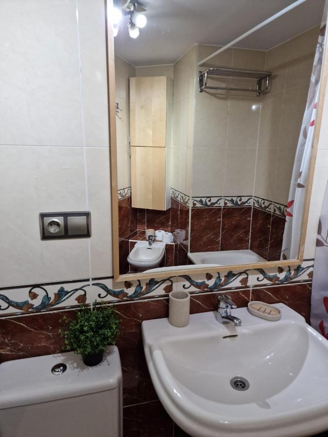 דירות Practico Apartamento Con Parking En Aviles. Covadonga Vut- 3478-As מראה חיצוני תמונה